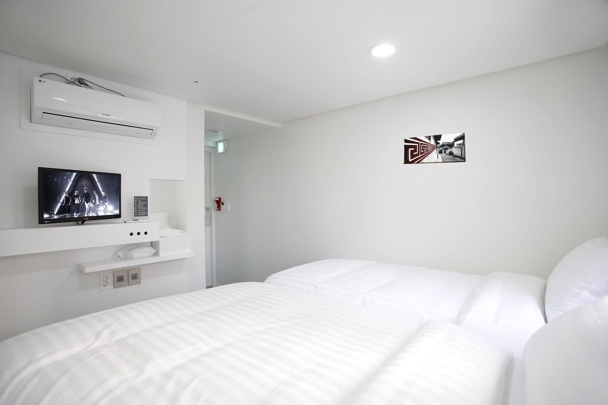 K-Pop Hotel Seoul Tower Εξωτερικό φωτογραφία