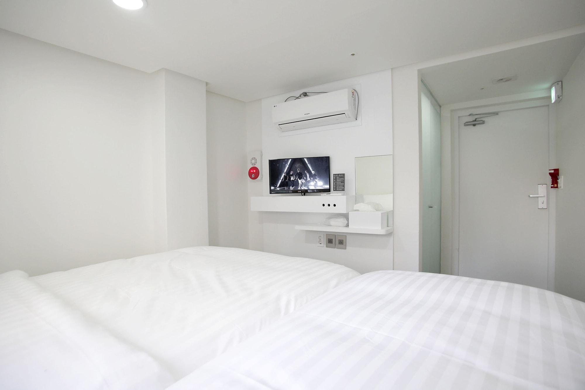 K-Pop Hotel Seoul Tower Εξωτερικό φωτογραφία